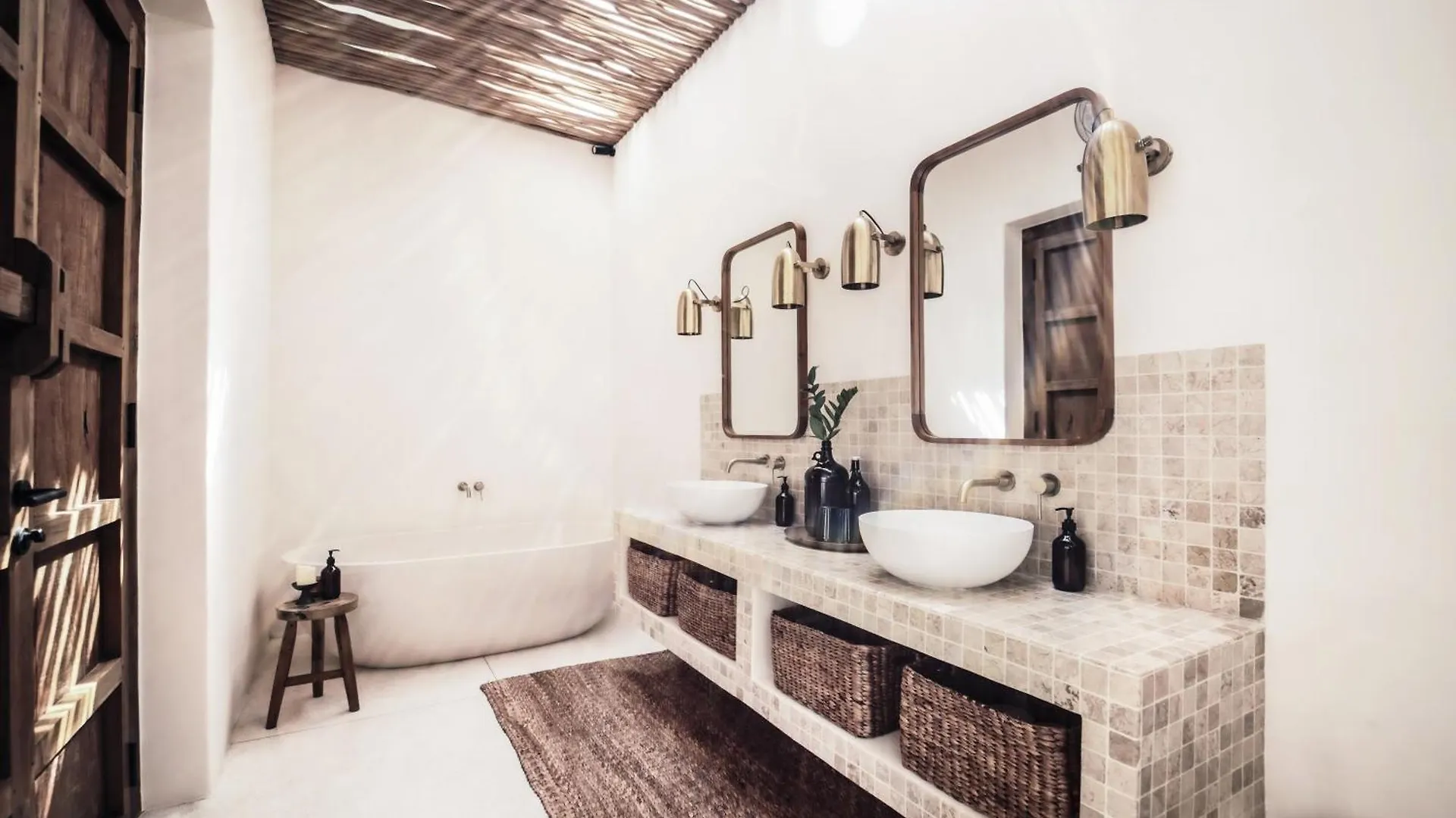 Villa Almaz Seminyak 0*, سمينياك