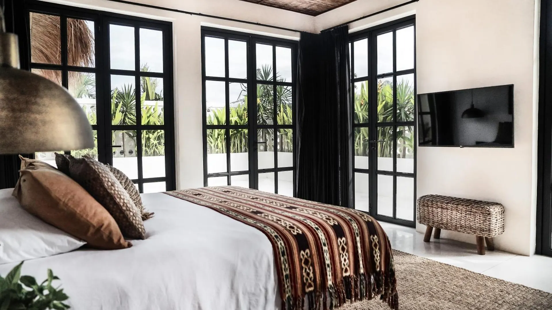 Villa Almaz Seminyak